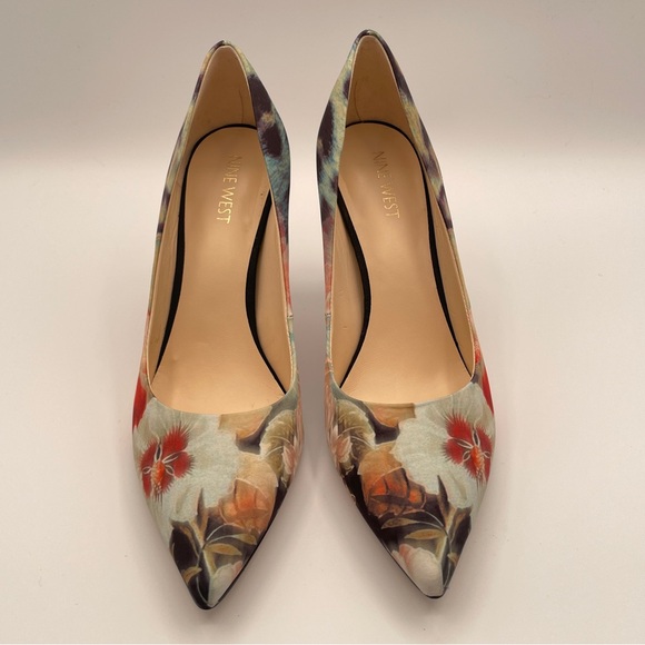 Nine West Leopard and Floral Print Women Size 7 - Picture 2 of 9